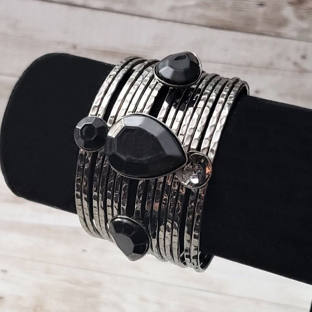 Vintage Cuff Bracelet Dark Silver Tone & Black Gem - One Gem Missing